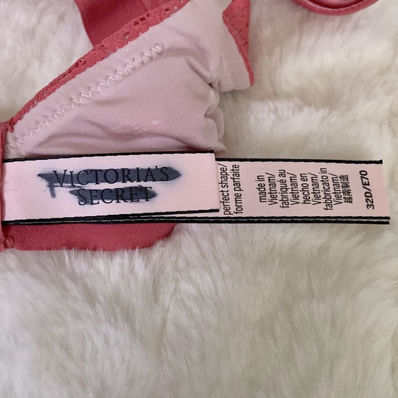 VICTORIA'S SECRET VS Perfect Shape Underwired Push Up Bra  Pink Floral Lace  32D - Picture 9 of 10